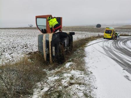 Imagen Los Bomberos de la Diputación atendieron dos salidas por accidente de tráfico